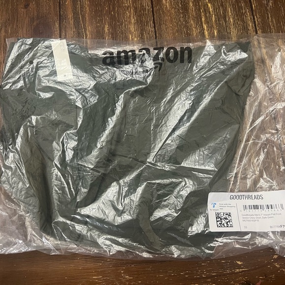 Goodthreads Men's 7" inseam flat-front stretch chino short, Dark Green - Picture 3 of 3